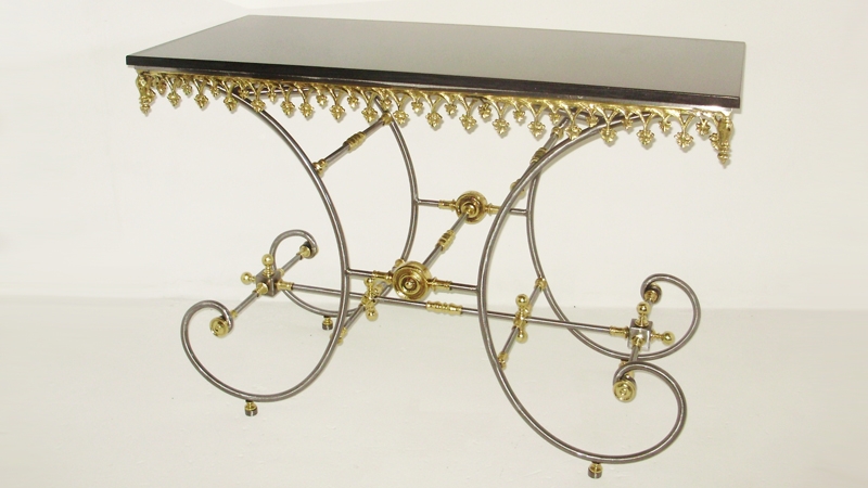 Item 5010, French Pastry Console